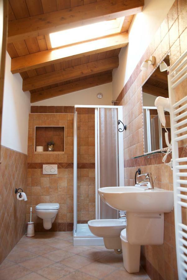 Agriturismo Albarello Сона Экстерьер фото